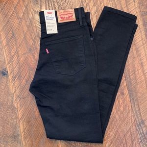 LEVI’S 311 Shaping Skinny Deep Black 27 x 30 *NWT*